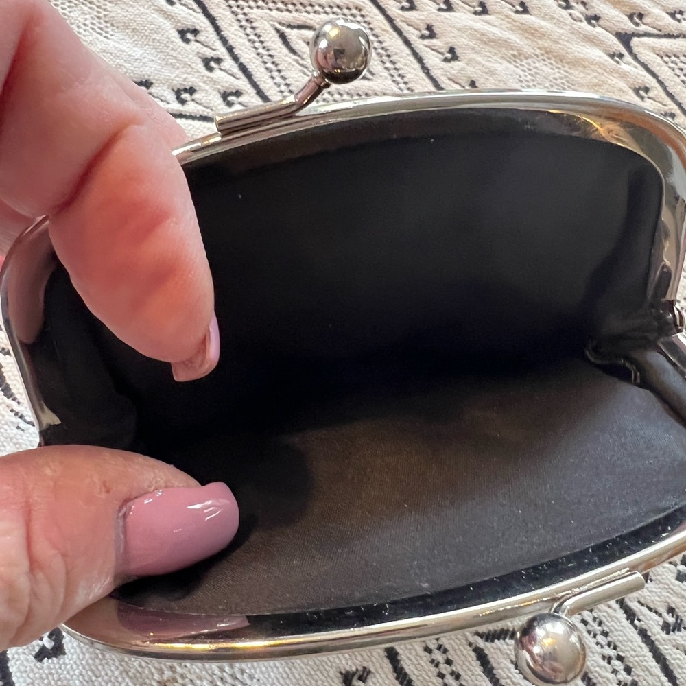 🔴SOLD -Authentic COACH coin wallet - Picture 2 of 5